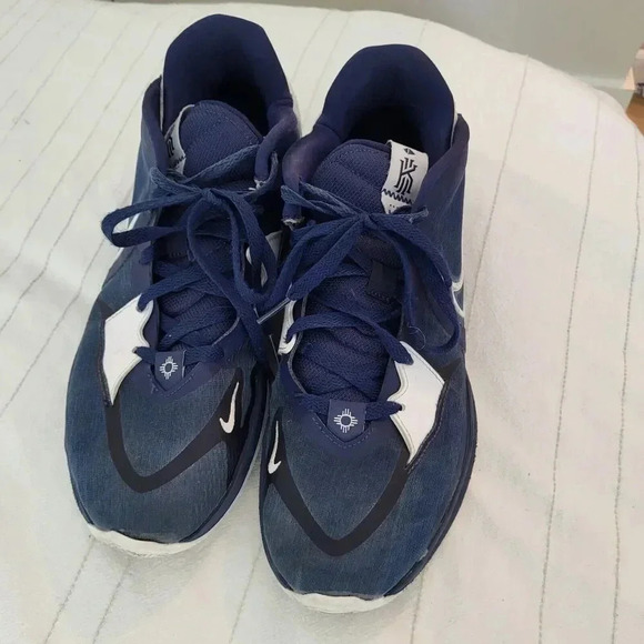 Nike Kyrie Low 5 TB Midnight Navy White DO9617-400 Men's Size 11.5 Shoes - Picture 3 of 12